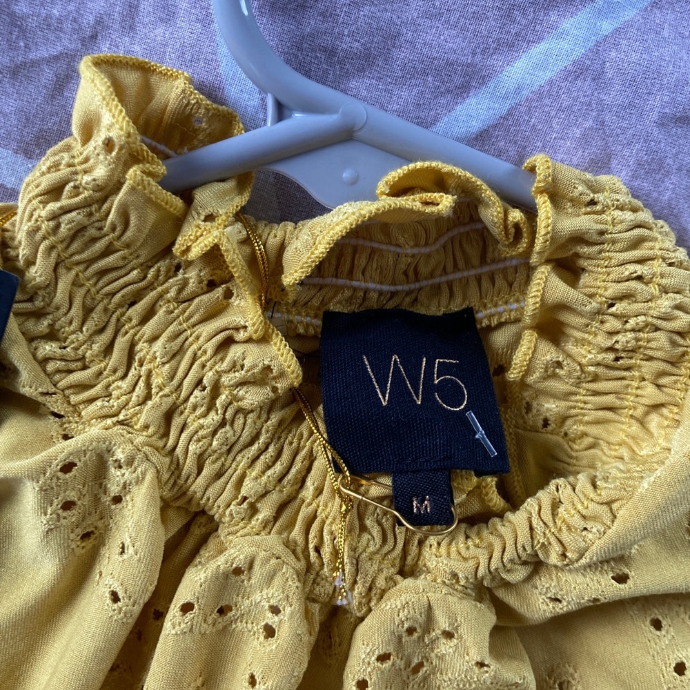 New W5 yellow tee. Never worn!
